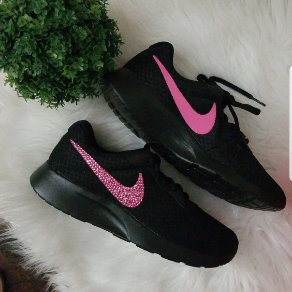 💗New Black and Pink Bling Nike Tanjun💗 - Picture 3 of 7